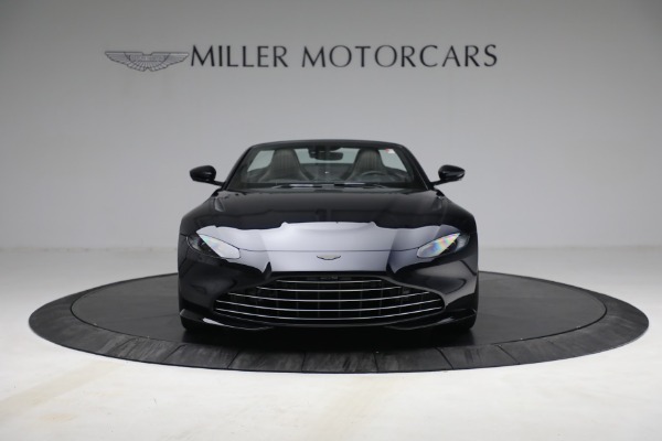 New 2021 Aston Martin Vantage Roadster for sale $192,386 at Alfa Romeo of Greenwich in Greenwich CT 06830 11