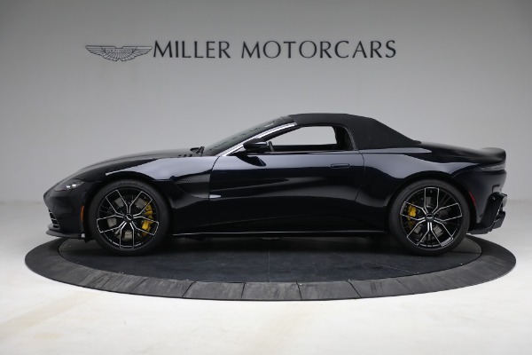 New 2021 Aston Martin Vantage Roadster for sale $192,386 at Alfa Romeo of Greenwich in Greenwich CT 06830 15