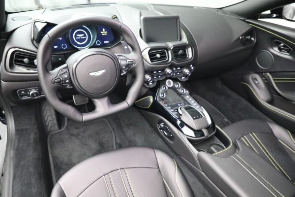 New 2021 Aston Martin Vantage Roadster for sale $192,386 at Alfa Romeo of Greenwich in Greenwich CT 06830 20