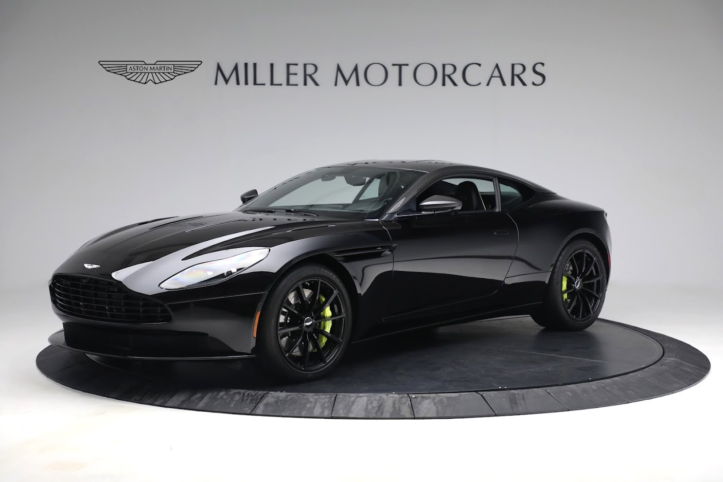Used 2019 Aston Martin DB11 AMR for sale $189,900 at Alfa Romeo of Greenwich in Greenwich CT 06830 1