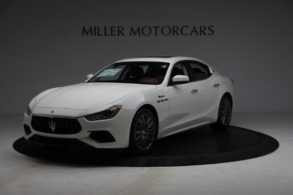 New 2022 Maserati Ghibli Modena Q4 for sale Sold at Alfa Romeo of Greenwich in Greenwich CT 06830 1