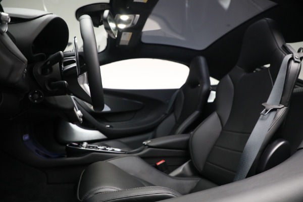New 2022 McLaren GT Luxe for sale $244,275 at Alfa Romeo of Greenwich in Greenwich CT 06830 28
