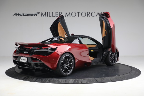New 2022 McLaren 720S Spider for sale $382,090 at Alfa Romeo of Greenwich in Greenwich CT 06830 18