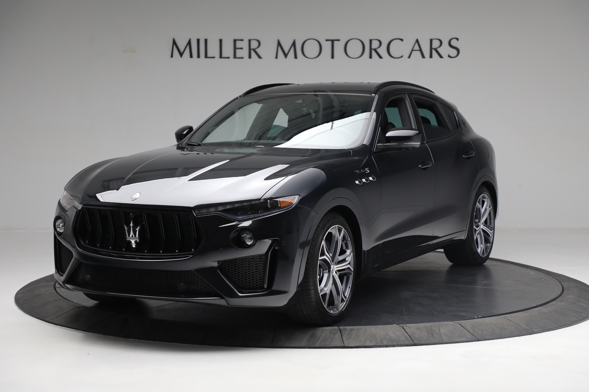 Used 2022 Maserati Levante Modena GTS for sale Sold at Alfa Romeo of Greenwich in Greenwich CT 06830 1