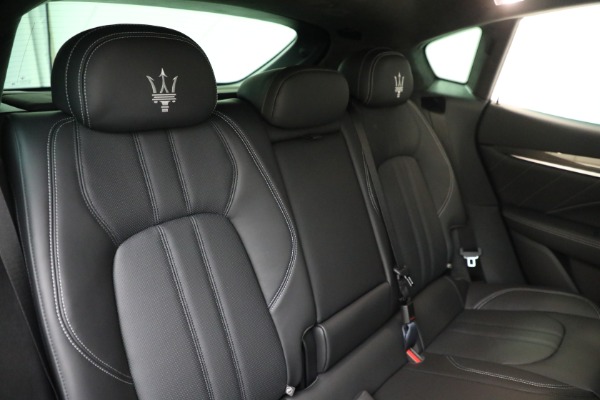 New 2022 Maserati Levante Modena for sale $84,900 at Alfa Romeo of Greenwich in Greenwich CT 06830 26