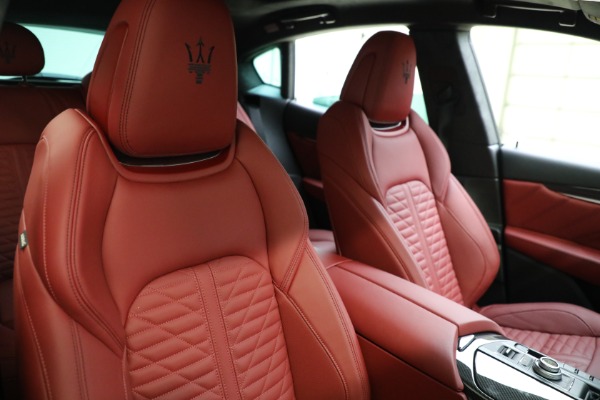 New 2022 Maserati Levante Modena for sale Sold at Alfa Romeo of Greenwich in Greenwich CT 06830 18