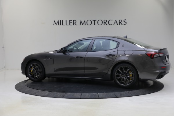 New 2022 Maserati Ghibli Modena Q4 for sale Sold at Alfa Romeo of Greenwich in Greenwich CT 06830 4