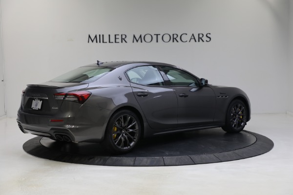 New 2022 Maserati Ghibli Modena Q4 for sale Sold at Alfa Romeo of Greenwich in Greenwich CT 06830 9