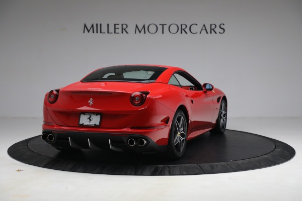 Used 2017 Ferrari California T for sale Sold at Alfa Romeo of Greenwich in Greenwich CT 06830 19