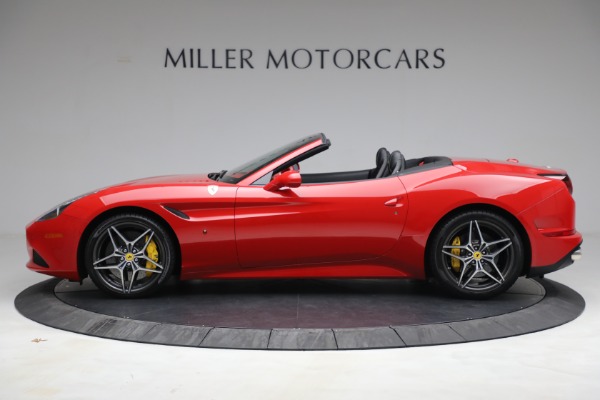 Used 2017 Ferrari California T for sale Sold at Alfa Romeo of Greenwich in Greenwich CT 06830 3