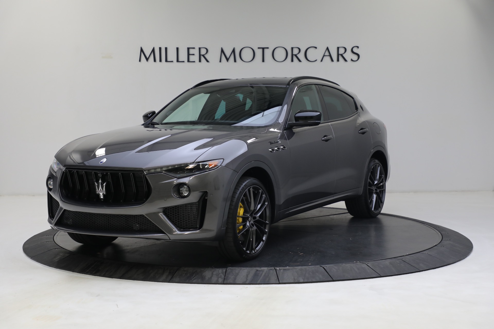New 2022 Maserati Levante Modena S for sale $132,685 at Alfa Romeo of Greenwich in Greenwich CT 06830 1