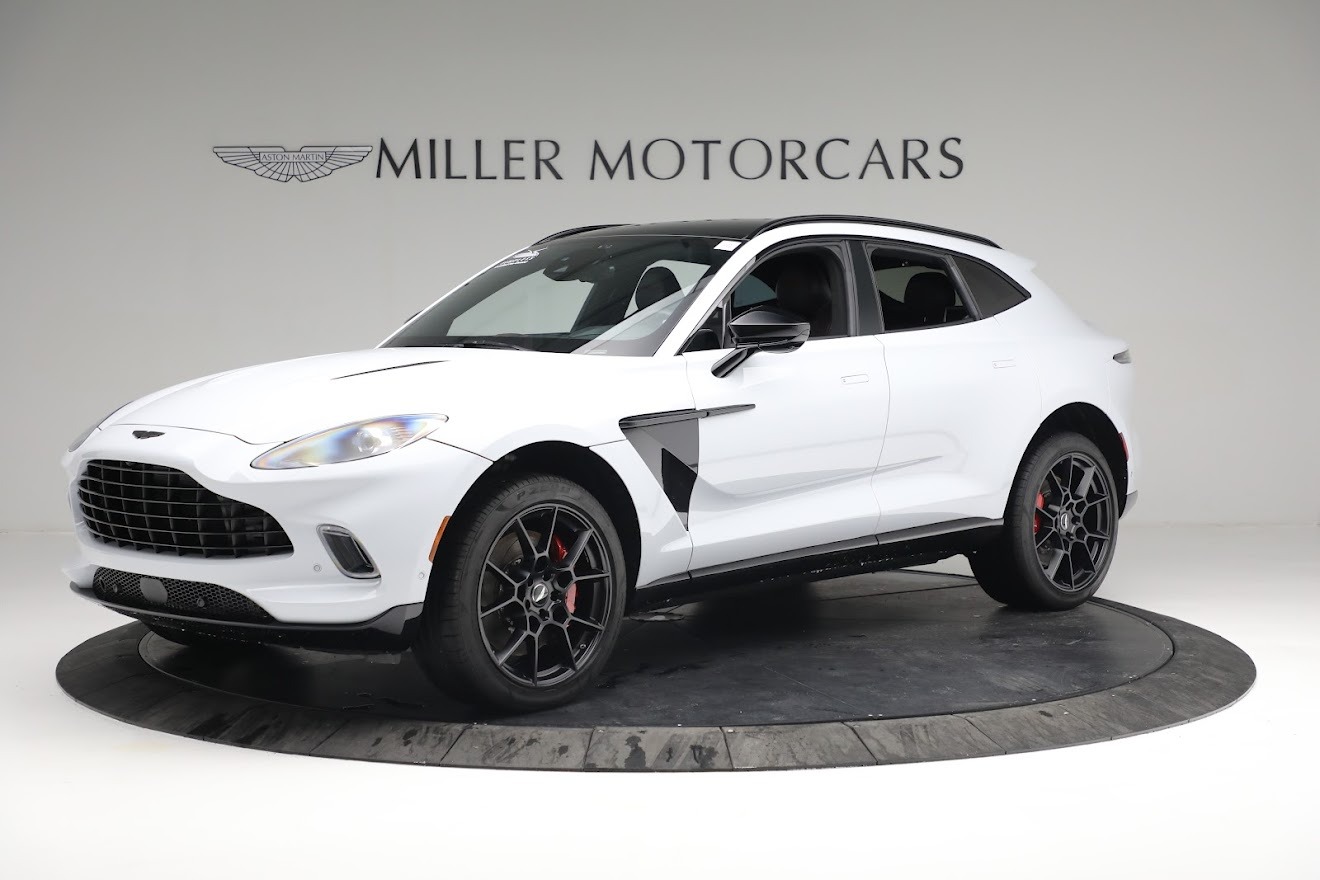 Used 2021 Aston Martin DBX for sale $191,900 at Alfa Romeo of Greenwich in Greenwich CT 06830 1