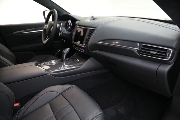 New 2022 Maserati Levante Modena for sale Sold at Alfa Romeo of Greenwich in Greenwich CT 06830 21