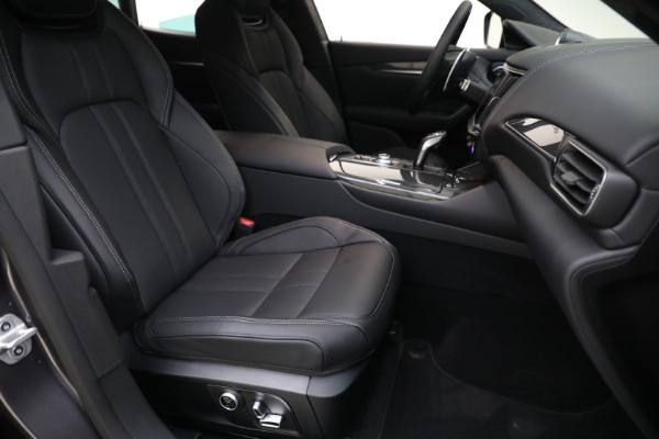 New 2022 Maserati Levante Modena for sale Sold at Alfa Romeo of Greenwich in Greenwich CT 06830 23