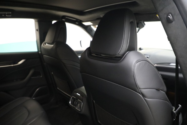 New 2022 Maserati Levante Modena for sale Sold at Alfa Romeo of Greenwich in Greenwich CT 06830 26