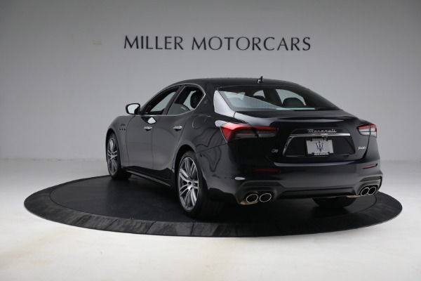 New 2022 Maserati Ghibli Modena Q4 for sale Sold at Alfa Romeo of Greenwich in Greenwich CT 06830 5