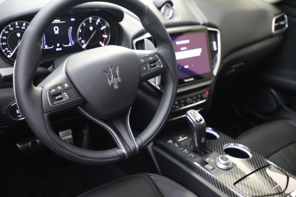New 2022 Maserati Ghibli Modena Q4 for sale Sold at Alfa Romeo of Greenwich in Greenwich CT 06830 14