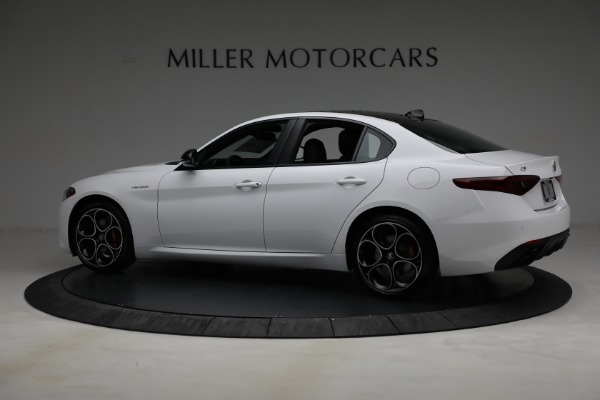 New 2022 Alfa Romeo Giulia Veloce for sale Sold at Alfa Romeo of Greenwich in Greenwich CT 06830 4