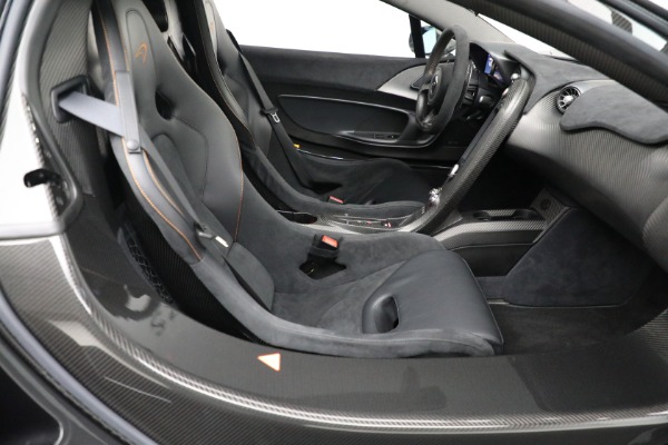 Used 2015 McLaren P1 for sale Sold at Alfa Romeo of Greenwich in Greenwich CT 06830 24