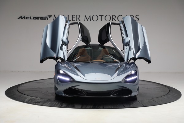 Used 2018 McLaren 720S Luxury for sale Sold at Alfa Romeo of Greenwich in Greenwich CT 06830 13