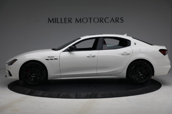 New 2022 Maserati Ghibli Modena Q4 for sale Sold at Alfa Romeo of Greenwich in Greenwich CT 06830 3