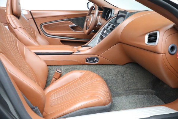 Used 2019 Aston Martin DB11 Volante for sale $182,990 at Alfa Romeo of Greenwich in Greenwich CT 06830 21