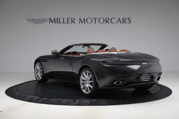 Used 2019 Aston Martin DB11 Volante for sale $182,990 at Alfa Romeo of Greenwich in Greenwich CT 06830 4