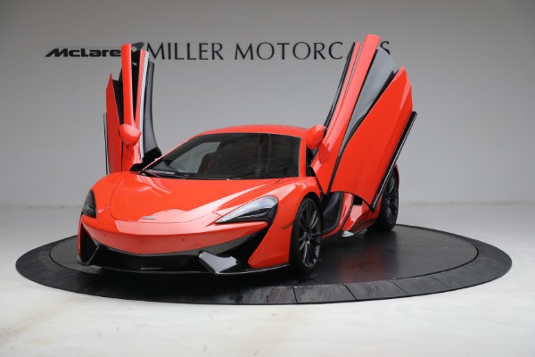 Used 2017 McLaren 570S for sale Sold at Alfa Romeo of Greenwich in Greenwich CT 06830 14