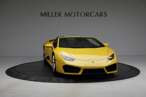 Used 2017 Lamborghini Huracan LP 580-2 Spyder for sale Sold at Alfa Romeo of Greenwich in Greenwich CT 06830 11
