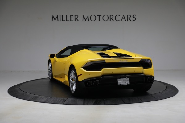 Used 2017 Lamborghini Huracan LP 580-2 Spyder for sale Sold at Alfa Romeo of Greenwich in Greenwich CT 06830 18