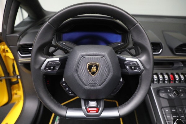 Used 2017 Lamborghini Huracan LP 580-2 Spyder for sale Sold at Alfa Romeo of Greenwich in Greenwich CT 06830 23