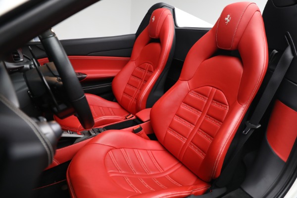Used 2018 Ferrari 488 Spider for sale $339,900 at Alfa Romeo of Greenwich in Greenwich CT 06830 21