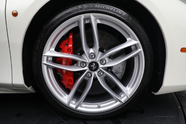 Used 2018 Ferrari 488 Spider for sale $339,900 at Alfa Romeo of Greenwich in Greenwich CT 06830 28