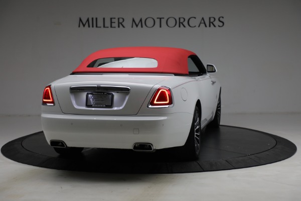 Used 2018 Rolls-Royce Dawn for sale $379,900 at Alfa Romeo of Greenwich in Greenwich CT 06830 25