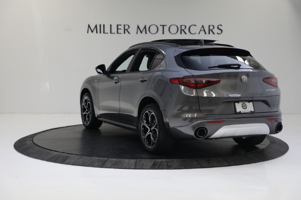 New 2022 Alfa Romeo Stelvio Ti for sale $56,255 at Alfa Romeo of Greenwich in Greenwich CT 06830 5