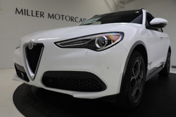 New 2022 Alfa Romeo Stelvio Ti for sale Sold at Alfa Romeo of Greenwich in Greenwich CT 06830 15