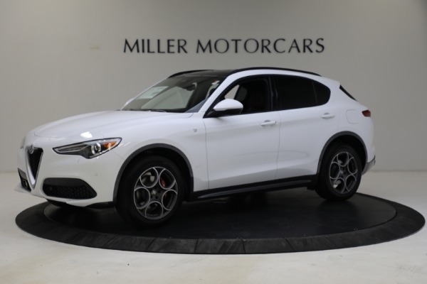 New 2022 Alfa Romeo Stelvio Ti for sale Sold at Alfa Romeo of Greenwich in Greenwich CT 06830 3