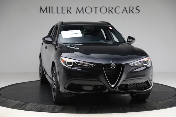 New 2022 Alfa Romeo Stelvio Ti for sale Sold at Alfa Romeo of Greenwich in Greenwich CT 06830 11