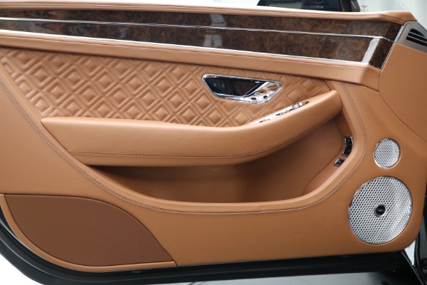 Used 2022 Bentley Continental GT V8 for sale $259,900 at Alfa Romeo of Greenwich in Greenwich CT 06830 21