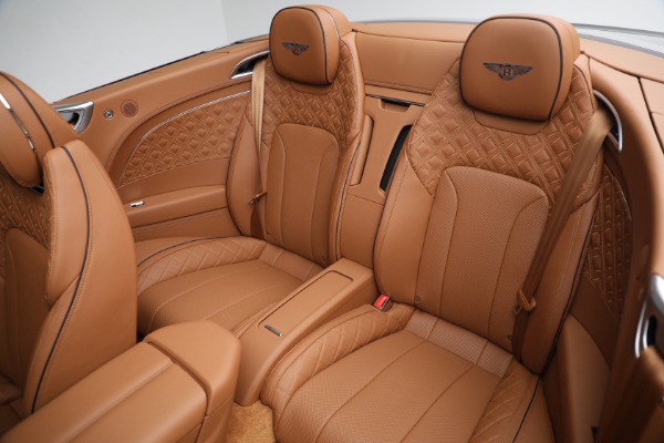 Used 2022 Bentley Continental GT V8 for sale $259,900 at Alfa Romeo of Greenwich in Greenwich CT 06830 26