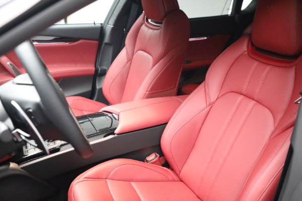 New 2022 Maserati Quattroporte Modena Q4 for sale Call for price at Alfa Romeo of Greenwich in Greenwich CT 06830 13