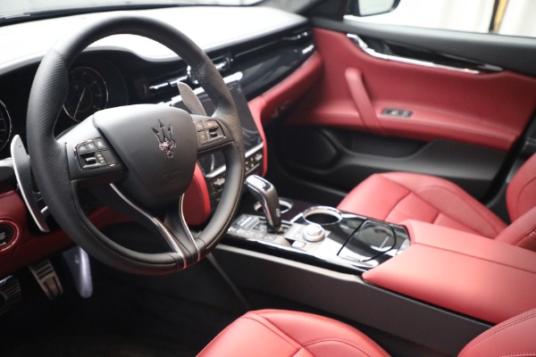 New 2022 Maserati Quattroporte Modena Q4 for sale Sold at Alfa Romeo of Greenwich in Greenwich CT 06830 14