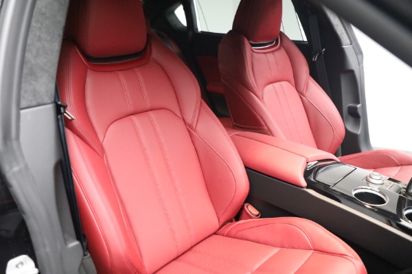 New 2022 Maserati Quattroporte Modena Q4 for sale Call for price at Alfa Romeo of Greenwich in Greenwich CT 06830 17