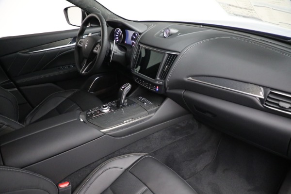 New 2022 Maserati Levante GT for sale $89,126 at Alfa Romeo of Greenwich in Greenwich CT 06830 21