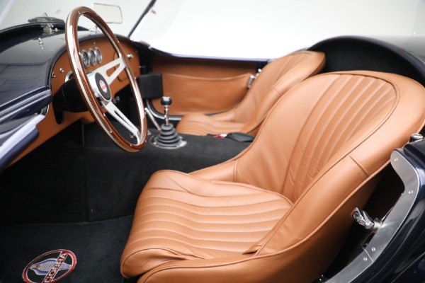 Used 1962 Superformance Cobra 289 Slabside for sale Sold at Alfa Romeo of Greenwich in Greenwich CT 06830 14