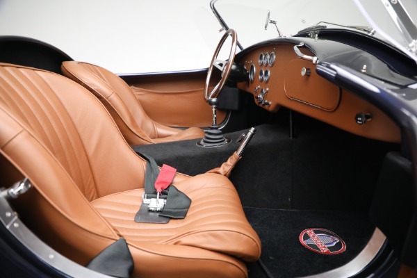 Used 1962 Superformance Cobra 289 Slabside for sale Sold at Alfa Romeo of Greenwich in Greenwich CT 06830 24