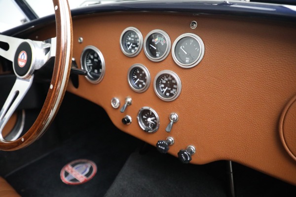 Used 1962 Superformance Cobra 289 Slabside for sale Sold at Alfa Romeo of Greenwich in Greenwich CT 06830 25