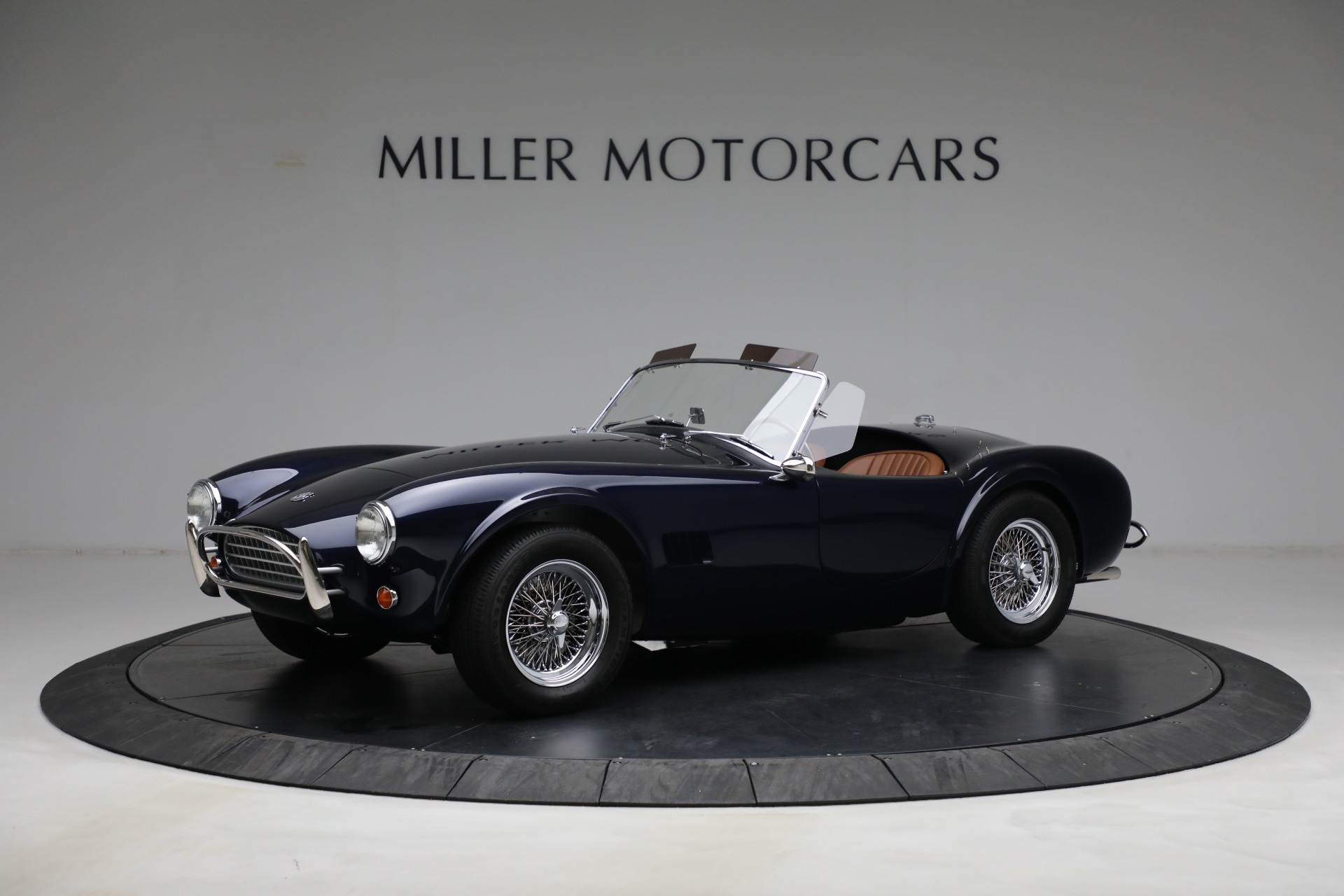 Used 1962 Superformance Cobra 289 Slabside for sale Sold at Alfa Romeo of Greenwich in Greenwich CT 06830 1