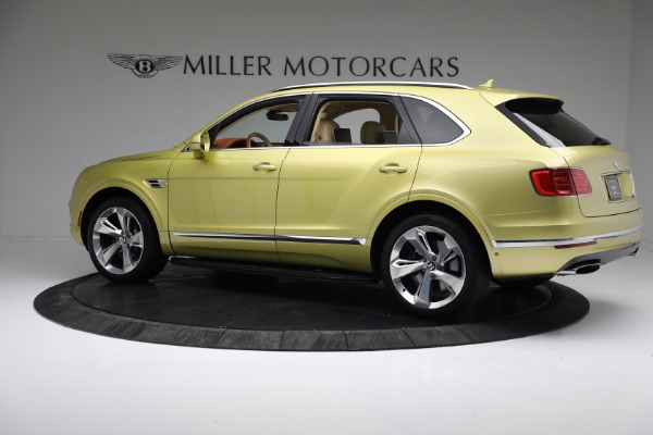 Used 2018 Bentley Bentayga W12 Signature for sale Sold at Alfa Romeo of Greenwich in Greenwich CT 06830 3