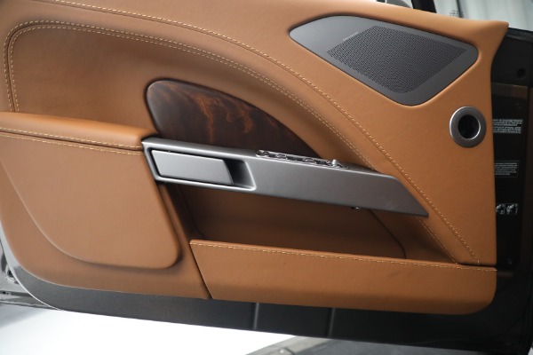 Used 2015 Aston Martin Rapide S for sale $109,990 at Alfa Romeo of Greenwich in Greenwich CT 06830 13